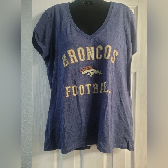 Broncos Football Blue T-Shirt - Picture 1 of 5